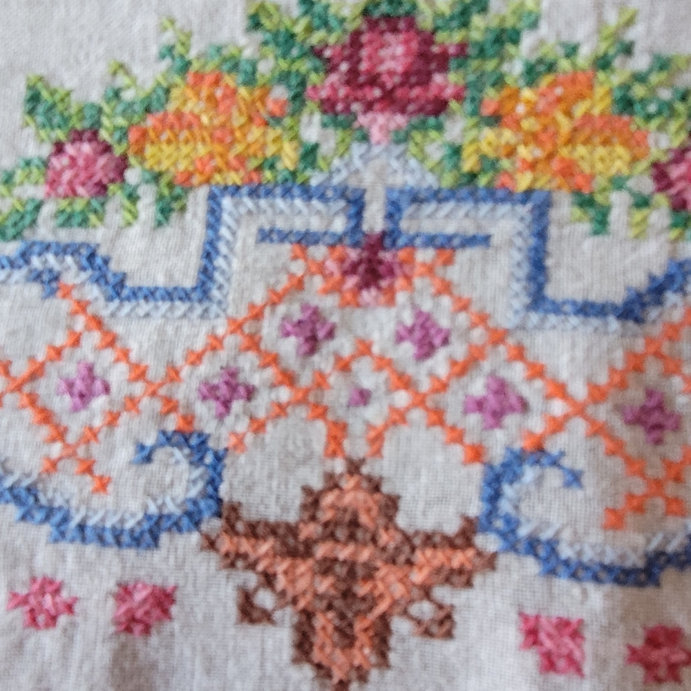 Vintage Doilie Embroidered Set